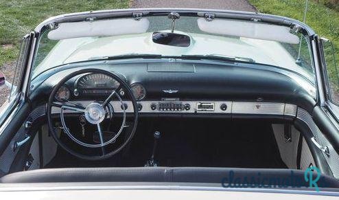 1956' Ford Thundebird photo #4