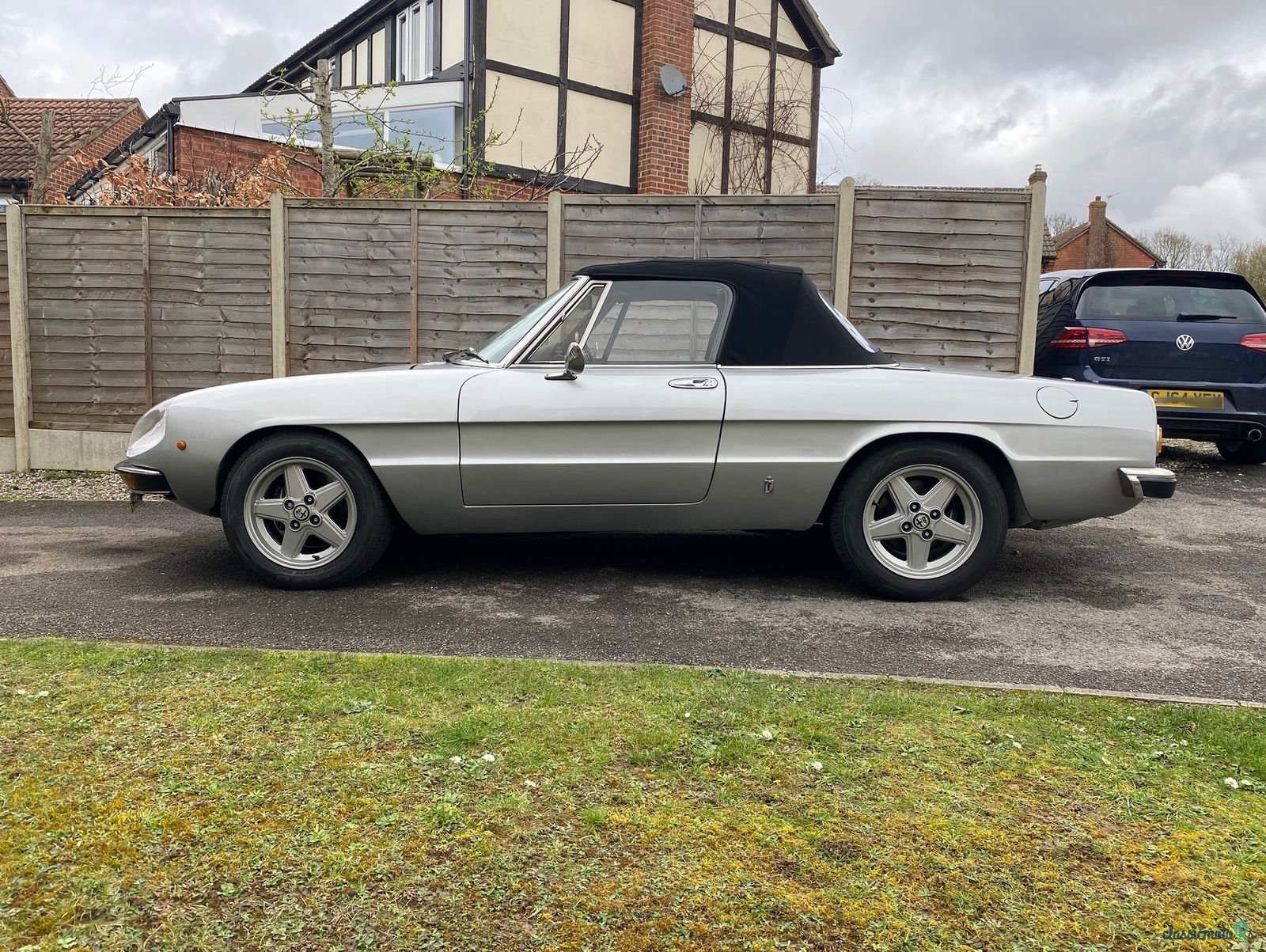 1977' Alfa Romeo Spider photo #2