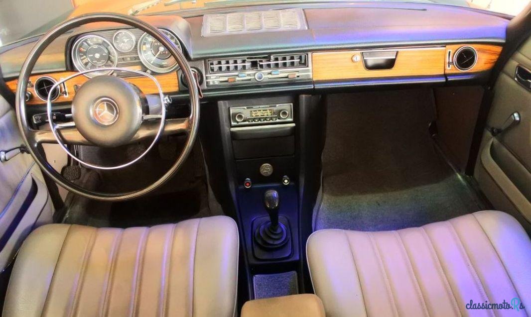 1970' Mercedes-Benz 250 Ce W114 photo #1