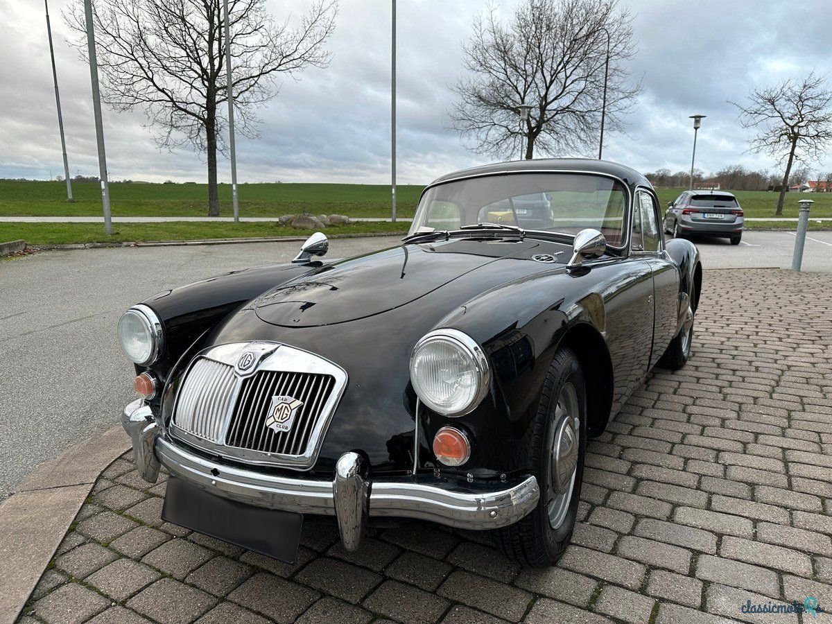 1960' MG MGA photo #4