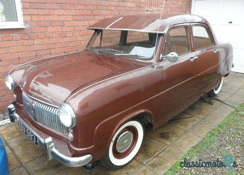 1951' Ford Consul photo #3