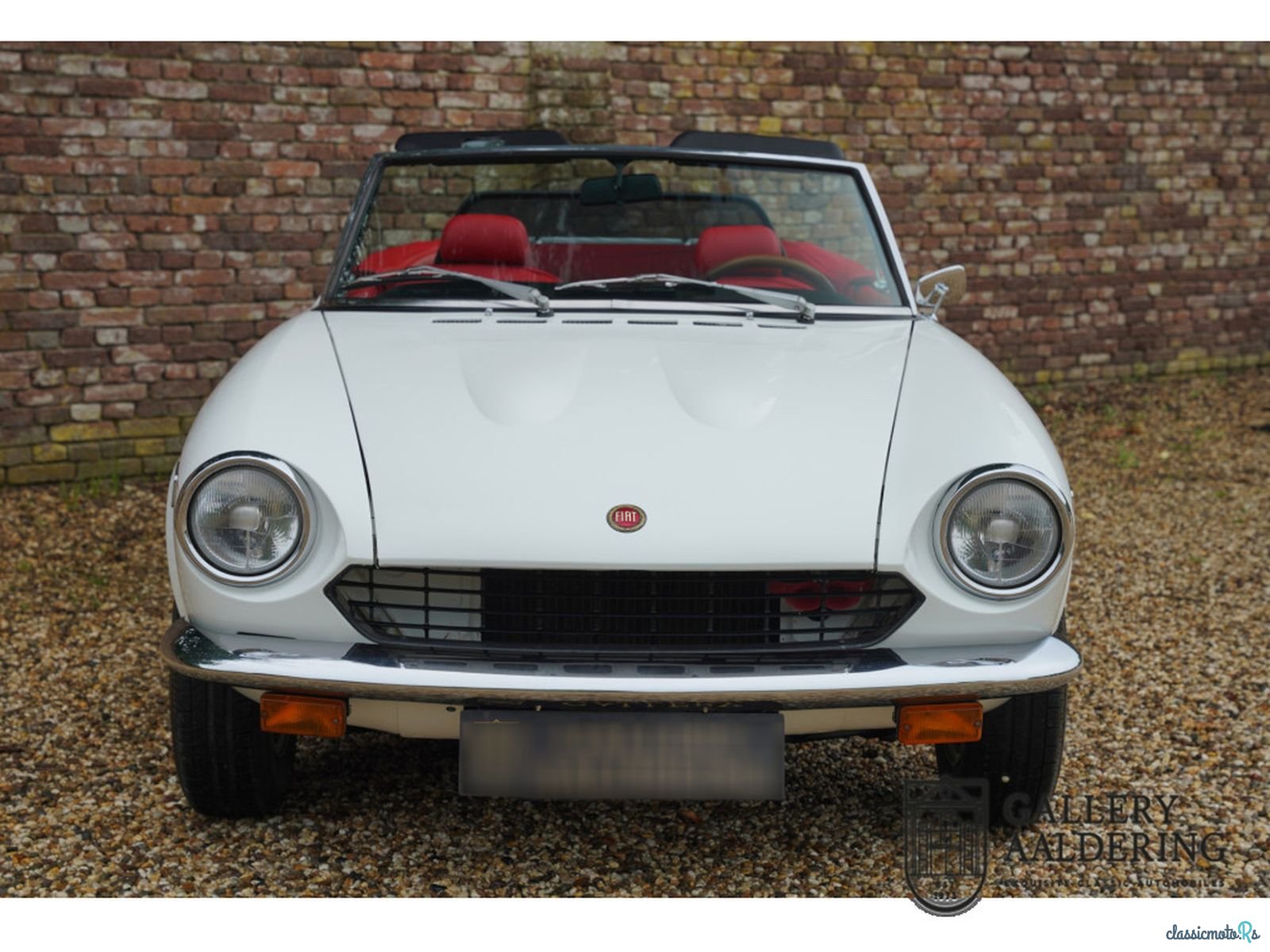 1977' Fiat 124 Sport Spider photo #5