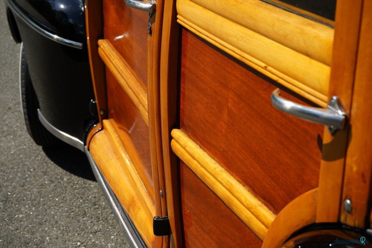 1947' Ford Custom photo #5