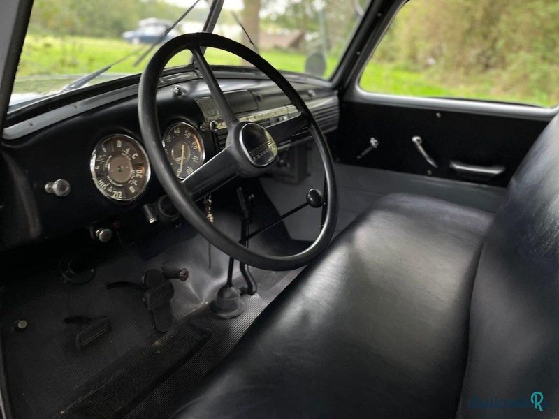 1948' Chevrolet 3800 photo #2