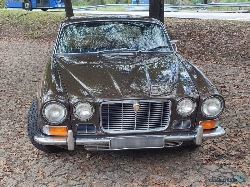 1972' Jaguar XJ photo #3