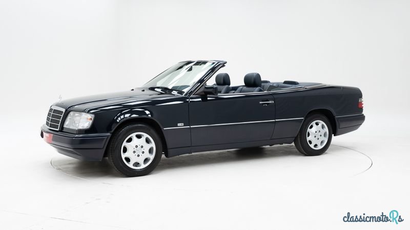 1995' Mercedes-Benz 220 E Cabriolet '95 CH33957 photo #1