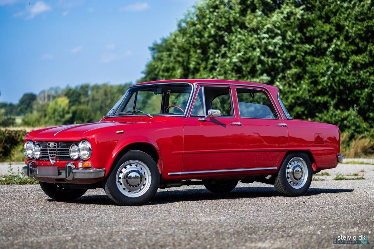 1971' Alfa Romeo Giulia photo #3