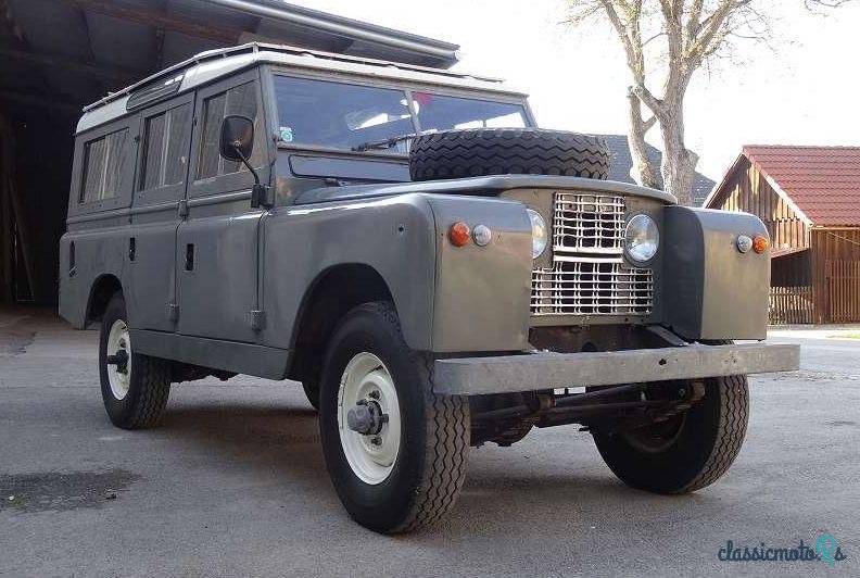1965' Land Rover Defender photo #1