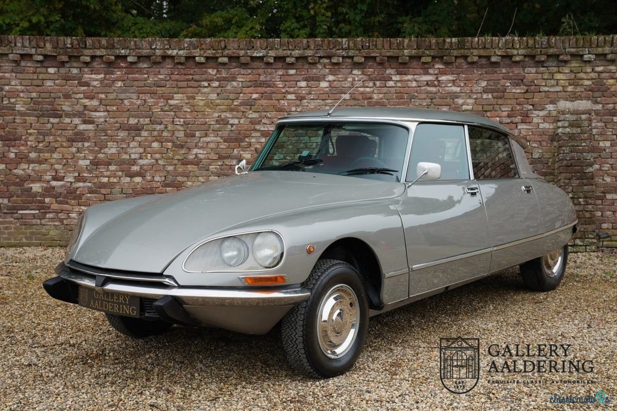 1972' Citroen DS photo #1