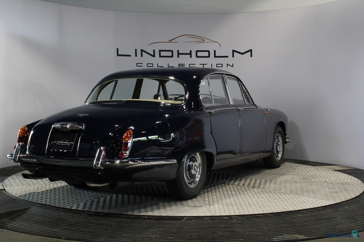 1969' Jaguar 420 photo #5