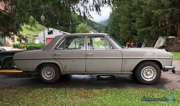 1972' Mercedes-Benz 220D/8 photo #6