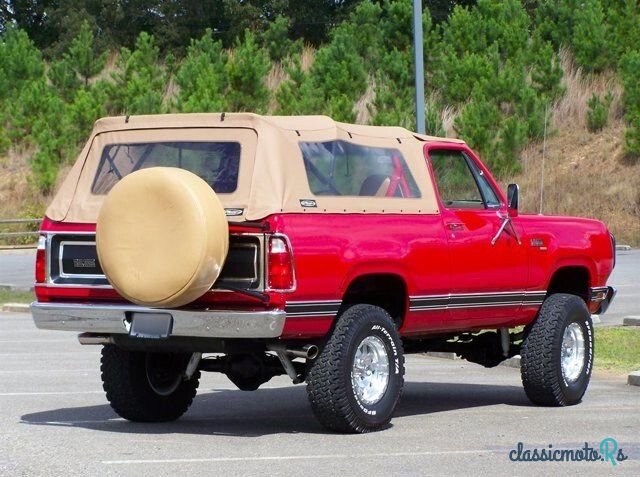 1979' Plymouth Trailduster photo #2