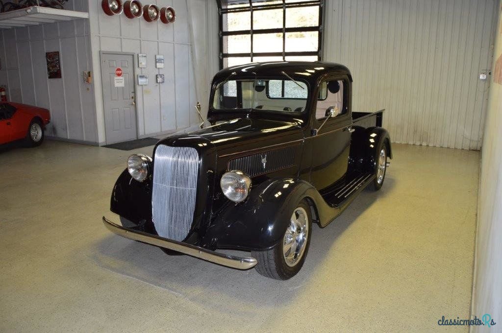 1937' Ford Pickup photo #4