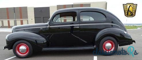 1940' Ford Tudor photo #2