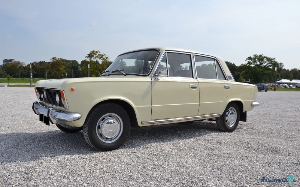 1974' Fiat 125P photo #1