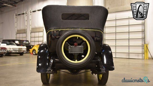 1920' Paige Model 6-42 photo #3