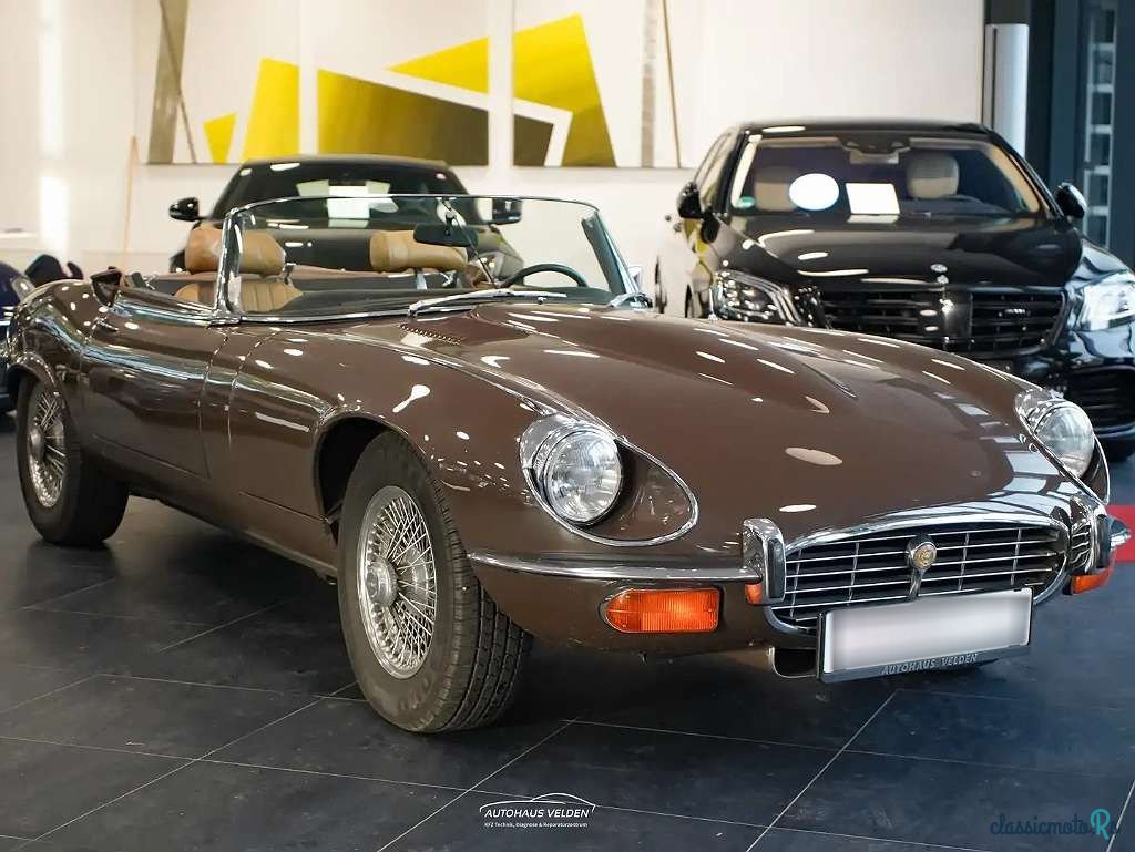 1974' Jaguar E-Type photo #1