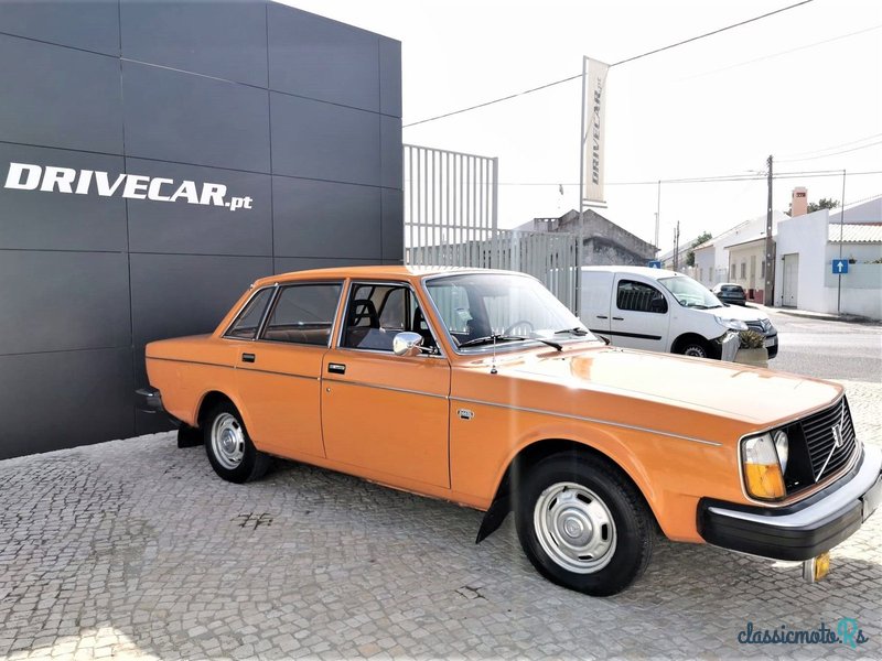 1976' Volvo 240 photo #3