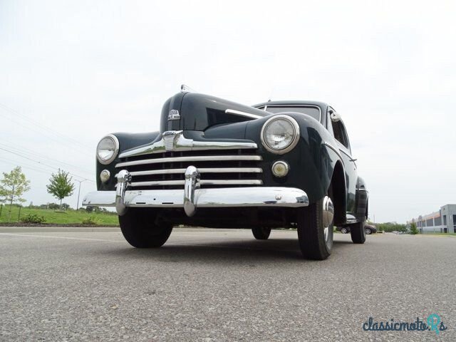 1947' Ford Super Deluxe photo #3