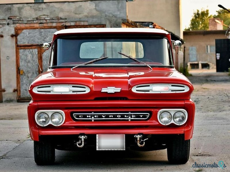 1961' Chevrolet Apache photo #3