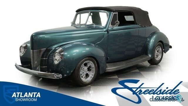 1940' Ford Deluxe photo #1