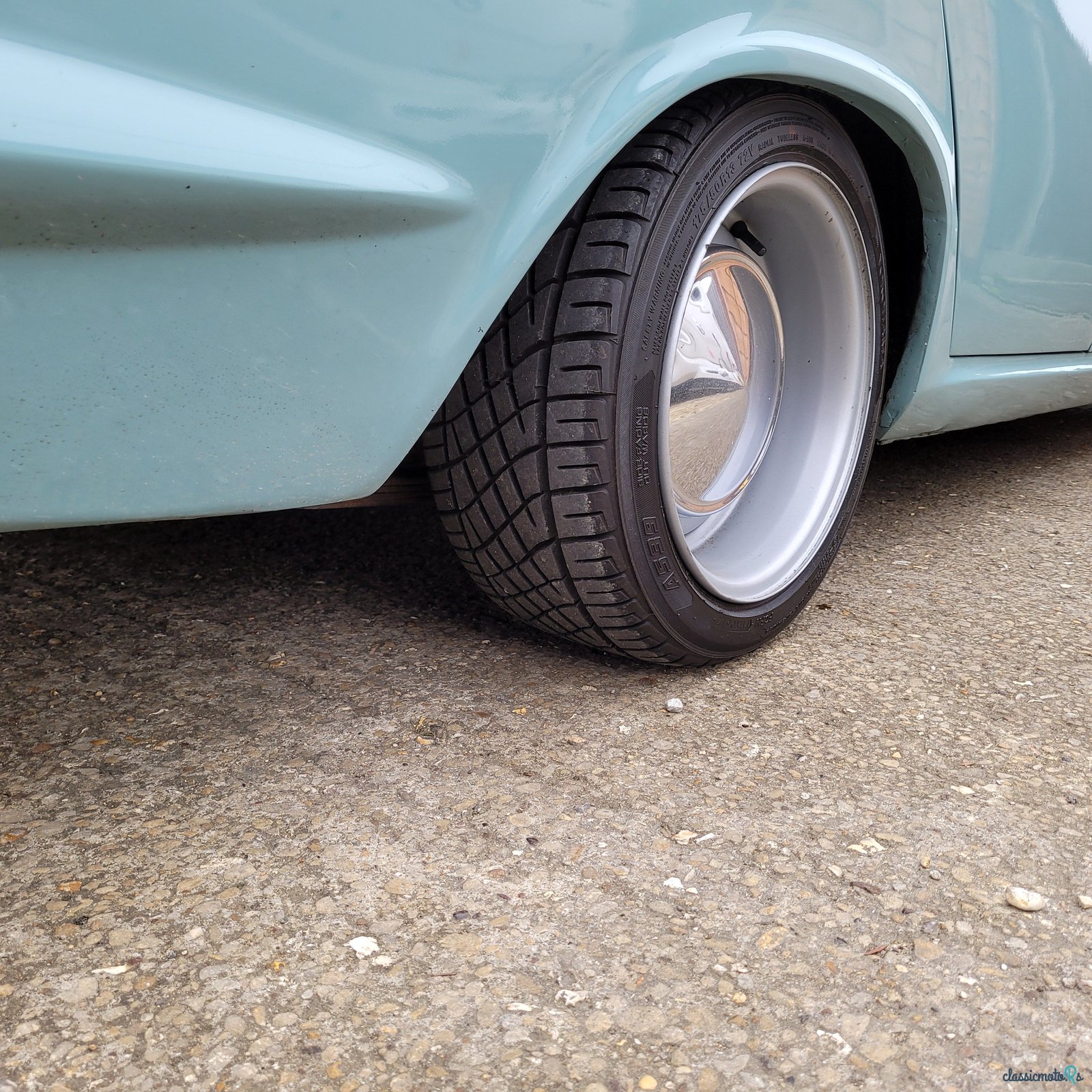 1964' Ford Cortina photo #3