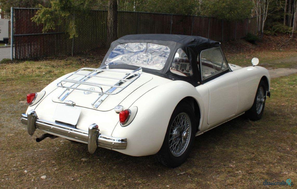 1958' MG MGA 1500 Roadster photo #3