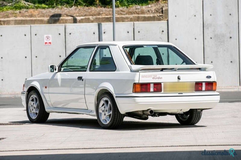 1989' Ford Escort photo #4