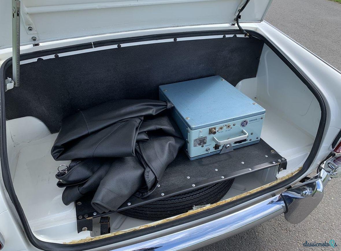 1962' Triumph TR4 photo #4