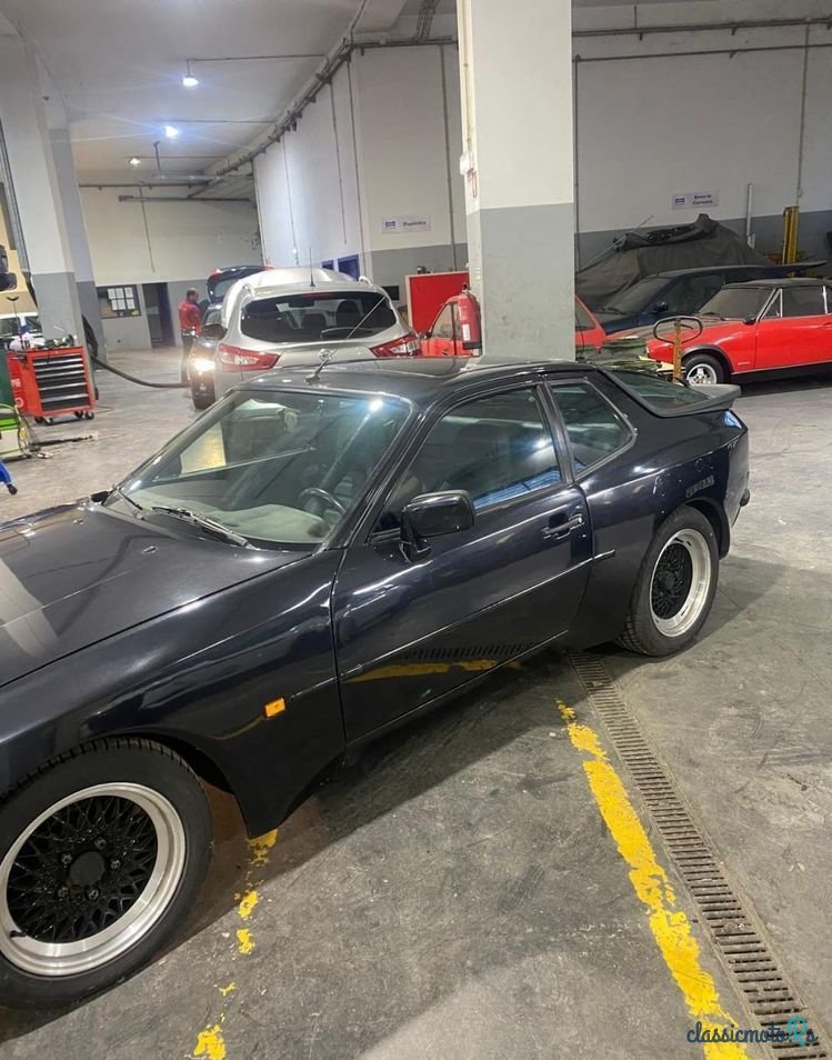 1984' Porsche 944 photo #3