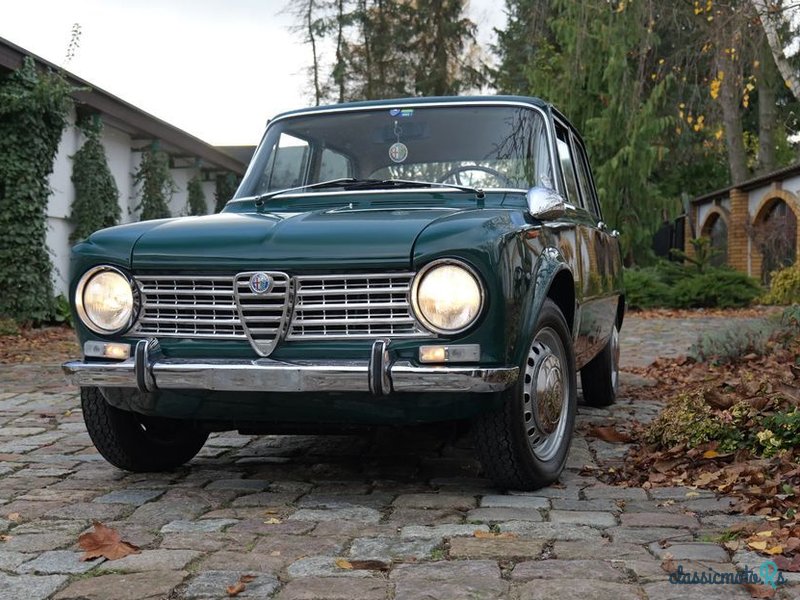 1967' Alfa Romeo Giulia photo #2