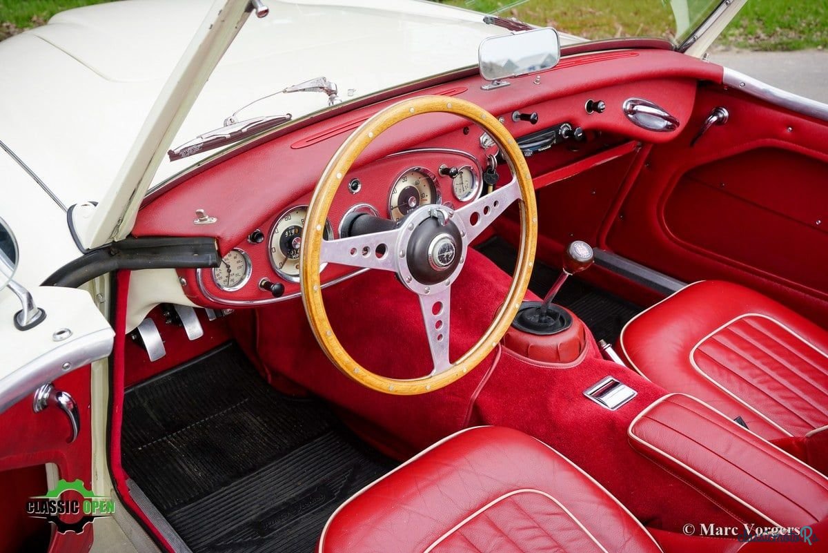 1961' Austin-Healey 3000 photo #6