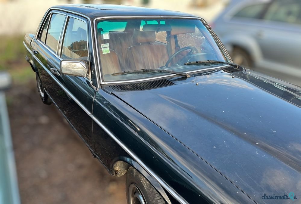 1976' Mercedes-Benz 220 photo #3