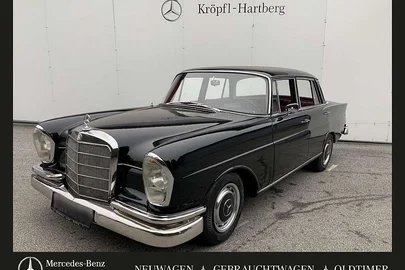 1961' Mercedes-Benz 220 SEB W111