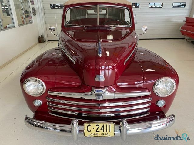 1948' Ford Super Deluxe photo #4