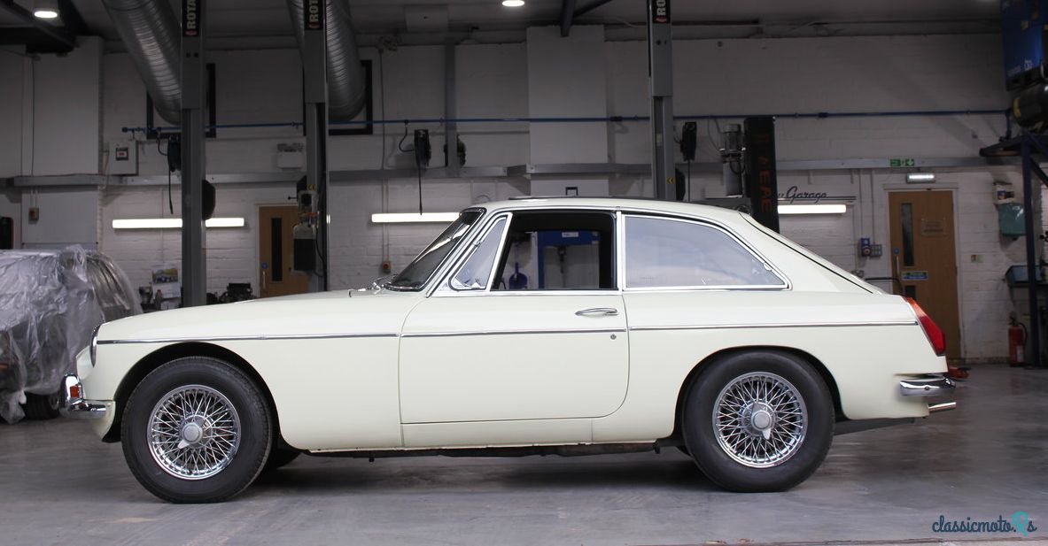 1966' MG Mgb Gt For Sale. United Kingdom