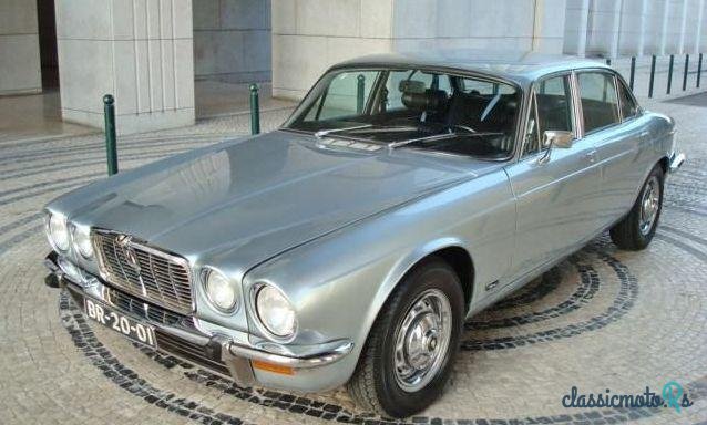 1974' Jaguar XJ12 L Série Ii photo #3