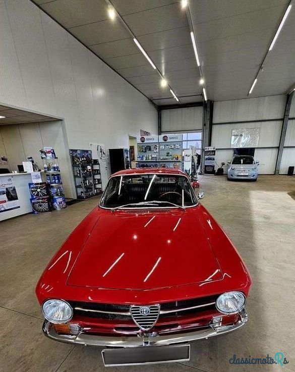 1971' Alfa Romeo Gt Junior 1300 photo #6