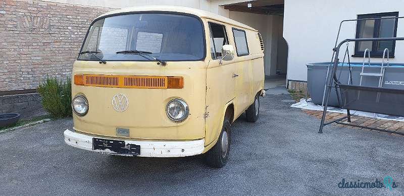 1977' Volkswagen T2 photo #1