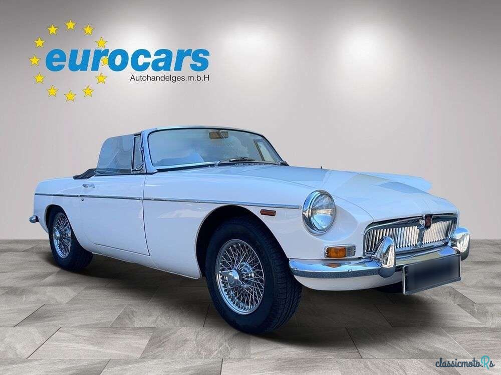 1971' MG MG B photo #3