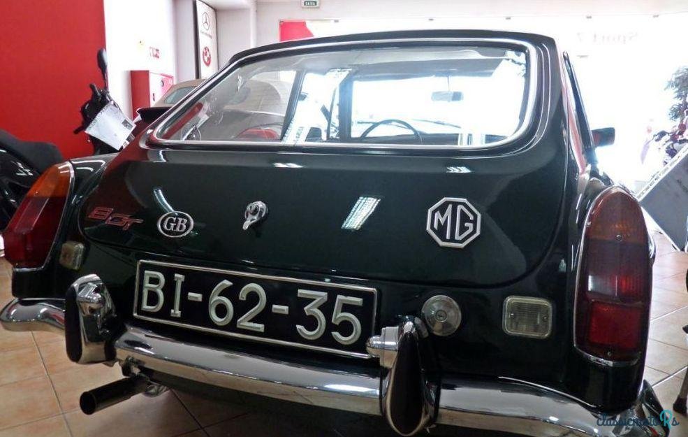 1971' MG MGB Gt photo #2