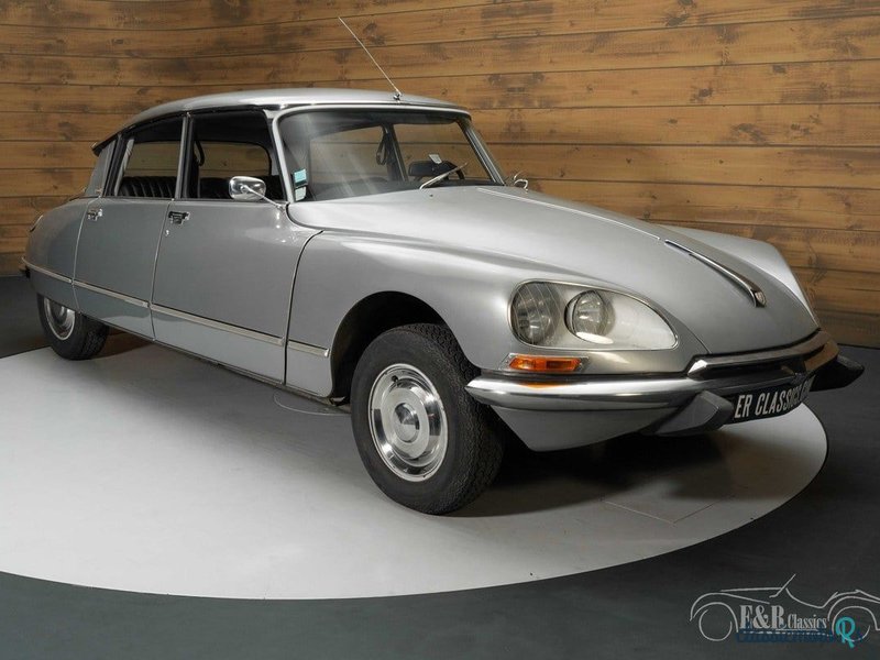 1973' Citroen DS photo #4