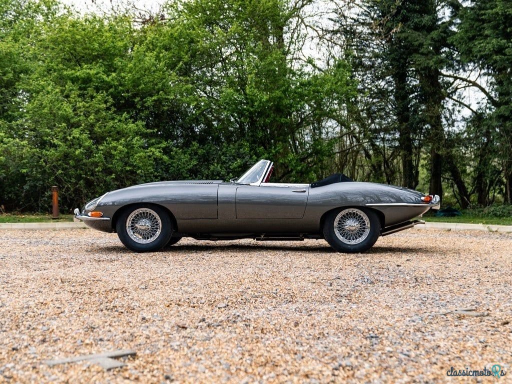 1963' Jaguar E-Type photo #5