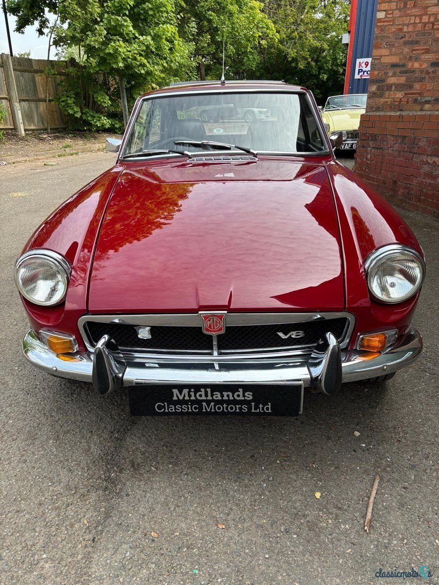1970' MG MGB photo #2