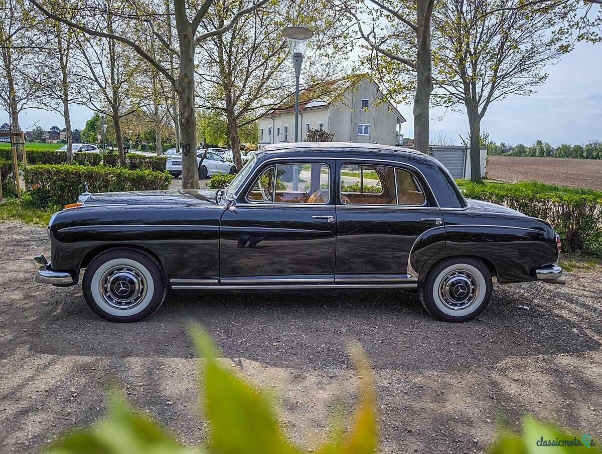 1957' Mercedes-Benz 220 S photo #3