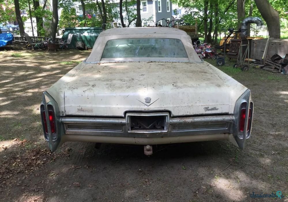 1965' Cadillac Deville photo #3