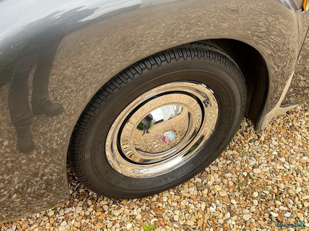 1949' Triumph Roadster photo #4