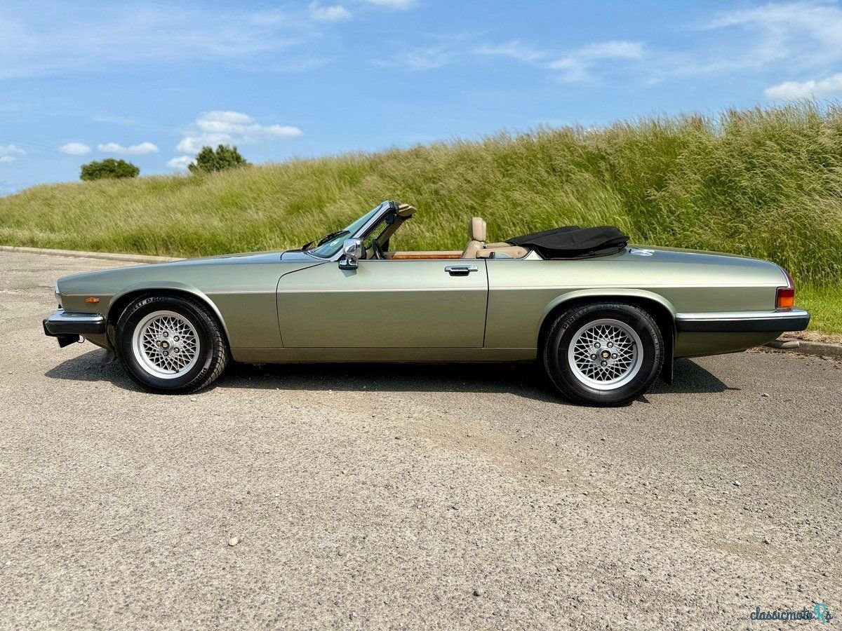 1988' Jaguar XJS photo #3