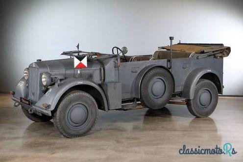 1939' Horch 901 Military Vehicle photo #2