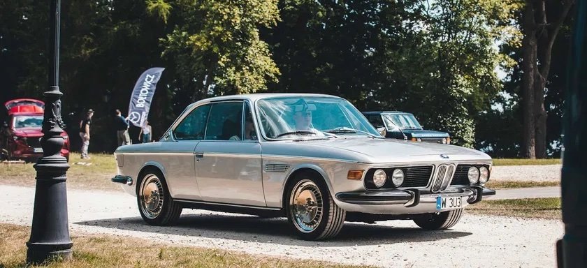 Ces erreurs qui font chuter la valeur d’une voiture ancienne